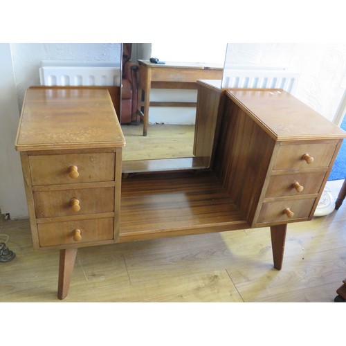 933 - Stylish Mid 20th Century Teak Dressing table by Morris of Glasgow.   Unusual low slung full length d... 