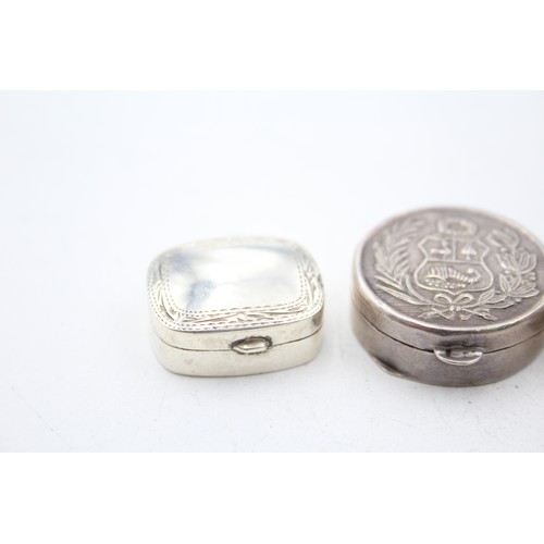 312 - 3 x Assorted Vintage Stamped .925 STERLING SILVER Pill / Trinket Boxes (23g)     665223