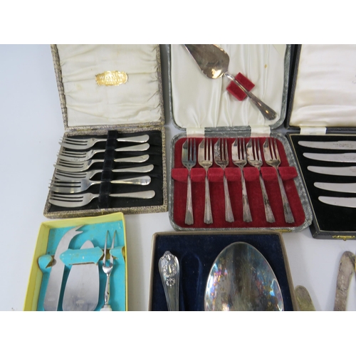 699 - Small selection of vintage cutlery including cake forks , butter knives etc.