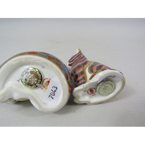 719 - 2 Royal crown derby kitten paperweights with gold stoppers.