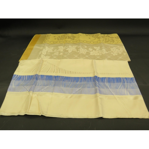 741 - 2 Antique Damask irish linen table cloths.
(PROVISIONAL)