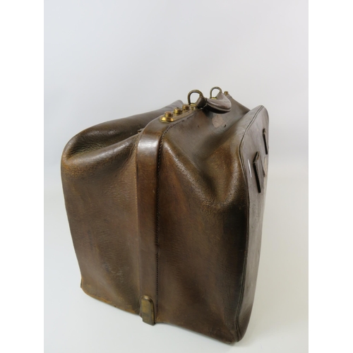 770 - Antique Large leather luggage bag.