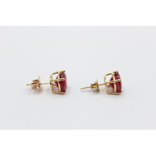 387 - 10ct gold ruby stud earrings (3.1g)     788743