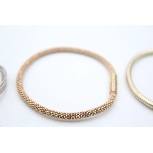 401 - 4 X .925 Bracelets Including Gold Tone (39g)     764178