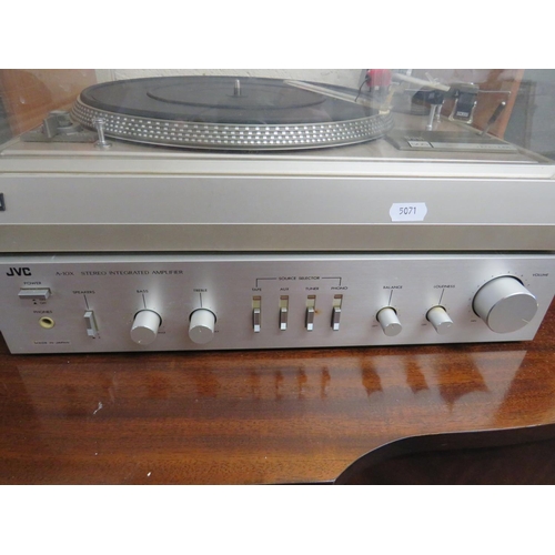 998 - Mixed HI Fi lot to include a Dual 505 Belt drive Turntable, a JVC Stereo Integrated Amplifier plus t... 