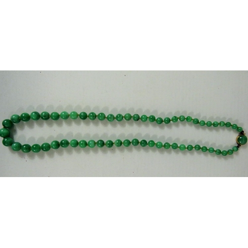 303A - Beautiful Graduated Jade/Jadite Necklace with 14ct Yellow gold fastener. Necklace measures 18 inches... 