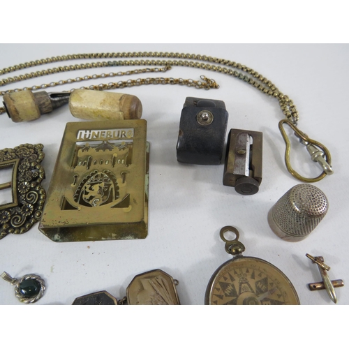 140 - Interesting mixed collectables lot to include Pendants, belt buckle, compass, chains etc.