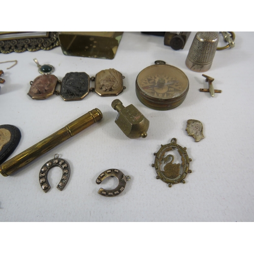 140 - Interesting mixed collectables lot to include Pendants, belt buckle, compass, chains etc.