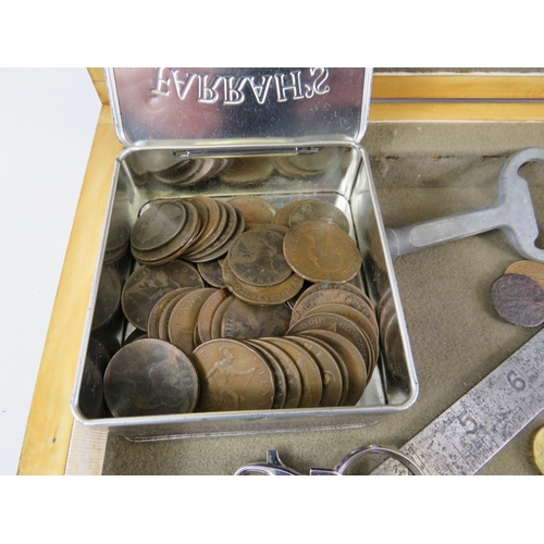 158 - Vintage wooden cutlery box and various collectable items within, coins, penknives etc.