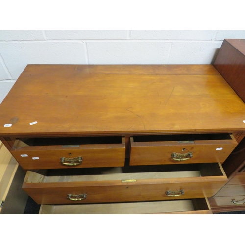 625 - Nicely Coloured chest of drawers with brass handles. H:40 x W:41 x D:20 Inches. See photos. S2