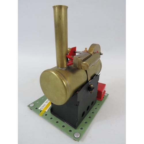 38 - 1946/50 Bowmans model PW202 Stationary Steam Engine. Measures 6 x 5 inches.   See photographs for co... 