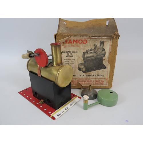 41 - 1940's Mamod MM1 Minor Stationary Steam Engine. Original box and papers. See photos for condition.