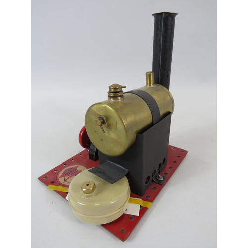 44 - 1936 Bowmans Model M180 Stationary Steam Engine. Measures 6 x 5 inches. See photos for condition.