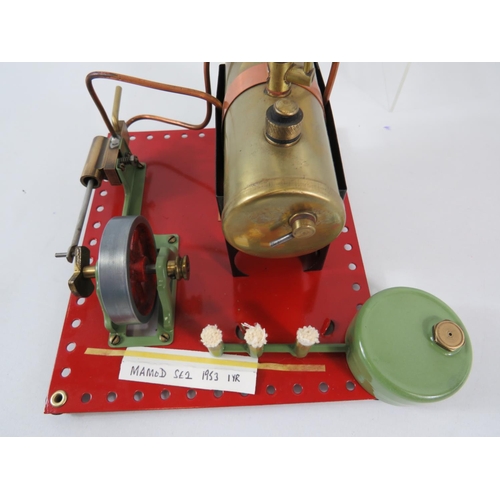 61 - 1953 Mamod SE2 Stationary Steam Engine. Short production Run. 6 x 7 inches. See photos for condition... 