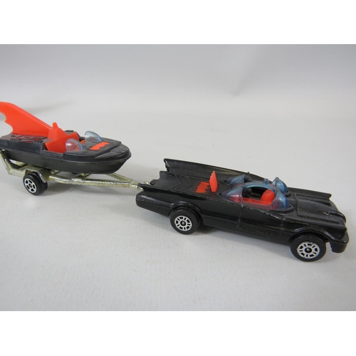 134 - Corgi Batmobile & Batboat with trailer together with  Matchbox models of the same. No boxes. See pho... 