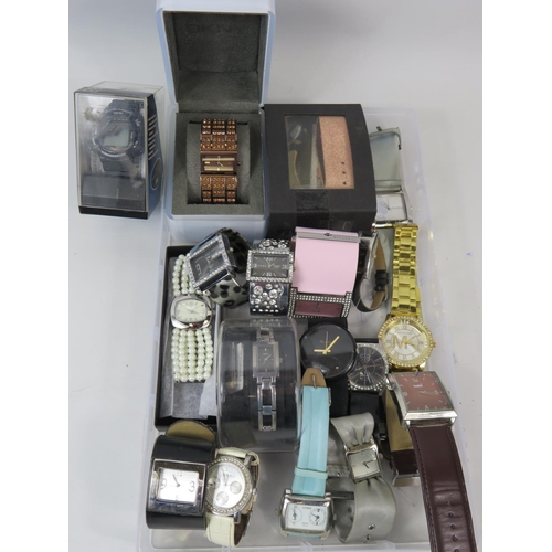 187 - Selection of Ladies and Gents Quartz watches. See photos.