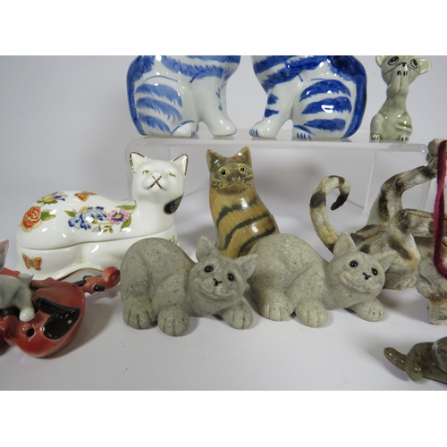 292 - Selection of various Cat figurines.