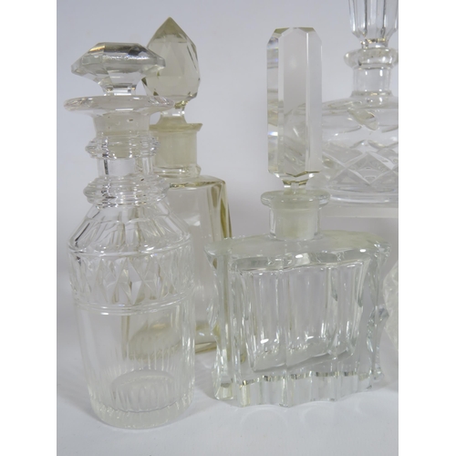 333 - 8 Vintage glass scent/perfume bottles.