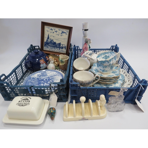 1391 - 2 Trays of Mixed ceramics including a Delfts title, Lurpack toast rack and Tetleys teapot etc.