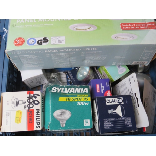 1648 - Boxed 600W Spiral Saw, 110W Router plus various boxed bulbs. See photos.