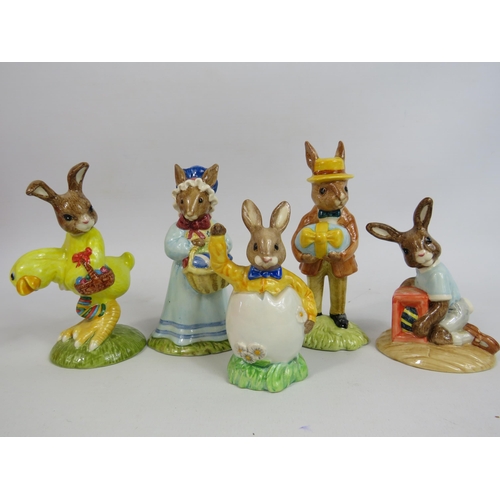 20 - 5 Royal Doulton Bunnykins Easter figurines. 2 have boxes.