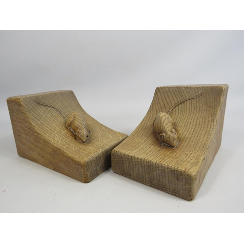 255 - Pair of Robert 