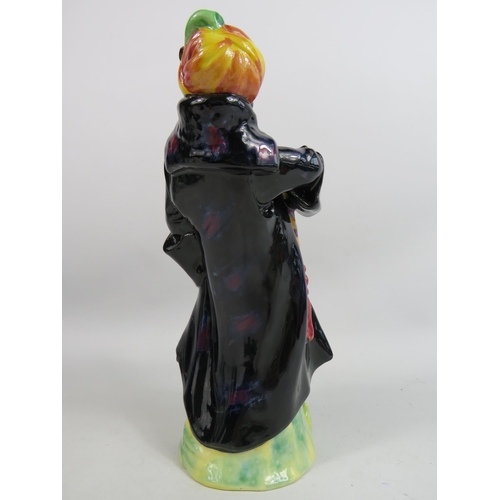 39 - Royal Doulton Blue beard figurine HN2105. Approx 10.5