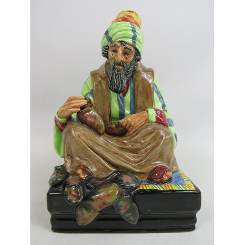 40 - Royal Doulton Cobbler figurine HN1706 . Approx 8