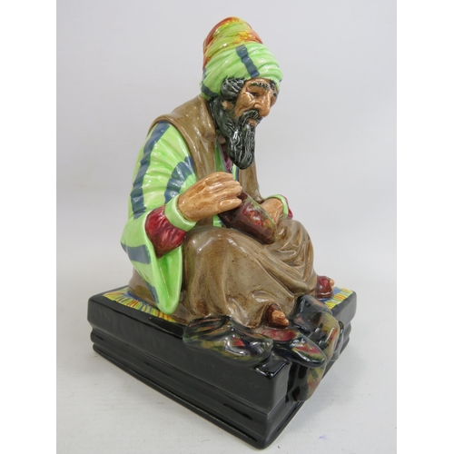 40 - Royal Doulton Cobbler figurine HN1706 . Approx 8