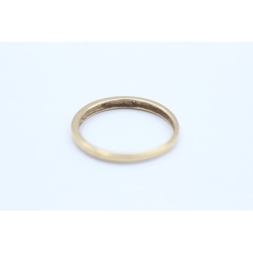 105 - 9ct Gold Diamond Half-Eternity Ring (1.1g)     794617