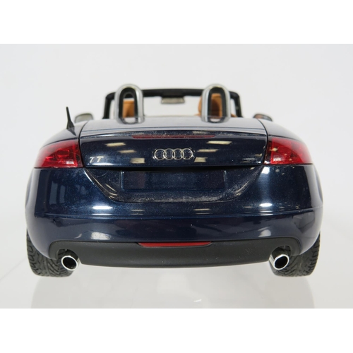 Minichamps 1:18 Scale Limited edition Die cast model of an Audi TT