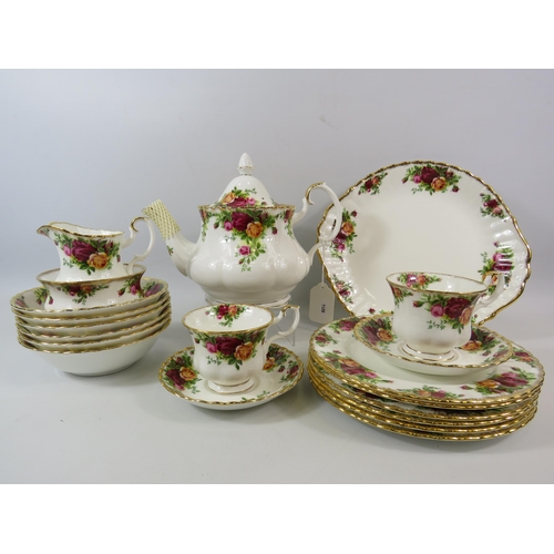 37 - Selection of Royal Albert Old Country Roses 20 pieces in total.