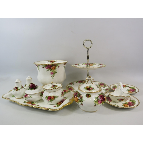 40 - Royal Albert Old Country Roses 11 pieces in total, Plantpot, cake stand etc.