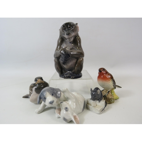 59 - 4 Royal Copenhagen figurines, Monkey, mouse, puppies and sparrow plus a Beswick Robin.