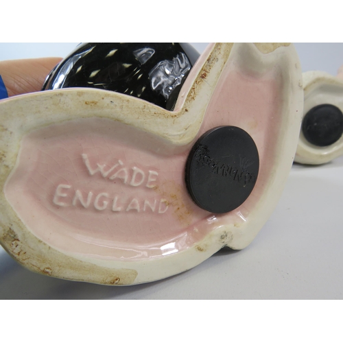 64 - Set of 5 Wade Natwest pig money boxes all with stoppers ( one has damage)