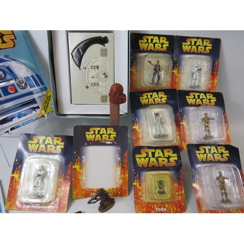 1603 - Selection of Star Wars models.  De-Agostini models in hanging packs etc. see photos.