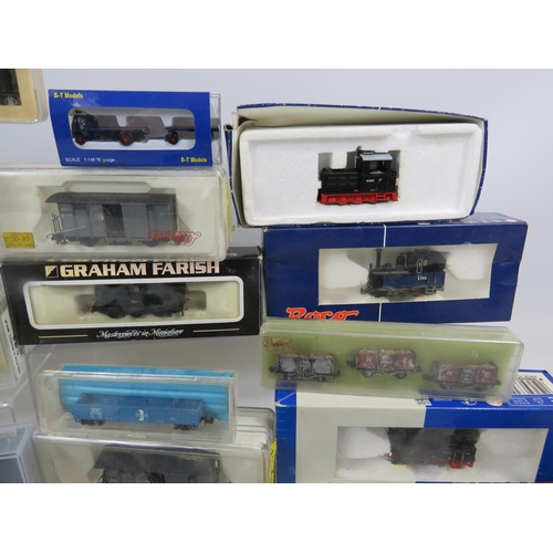 Selection Of 'O' Gauge Rolling Stock And Engines. Boxed And Unboxed ...