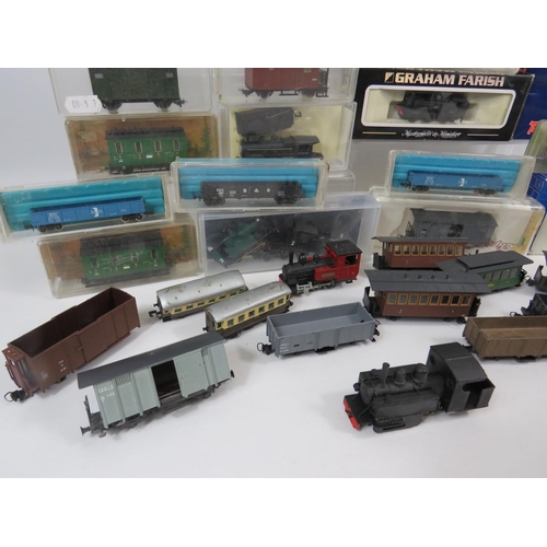 1734 - Selection of 'O' Gauge Rolling Stock and Engines. Boxed and unboxed .  See photos.