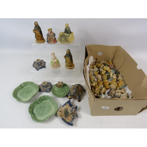 1598 - Large selection of Wade whimsies and figurines etc.