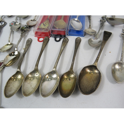 1600 - 6 Sterling silver teaspoons and a selection of souviner spoons some are 800 silver.