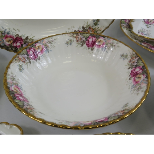 140 - 9 pieces Royal Albert Autumn Roses Oval serving plates, sandwich plates etc, all 1st & 2nd quality.