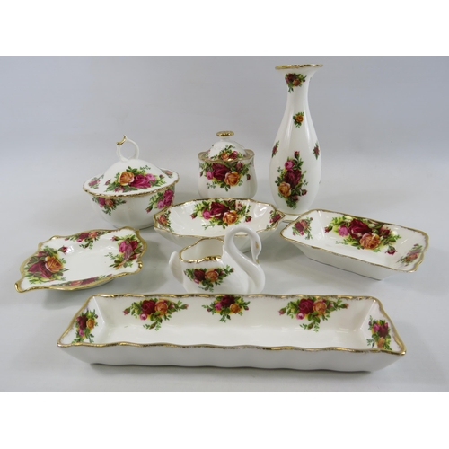 172 - 8 Pieces of decorative Royal Albert Old Country Roses china.