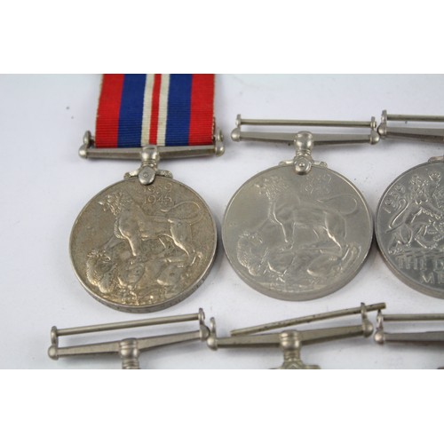 59 - 8 x WW2 War / Defence Medals     637513