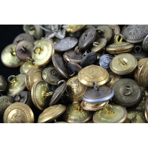 66 - Job Lot Mixed Uniform Buttons Inc Military, ARP, Police Etc     637582