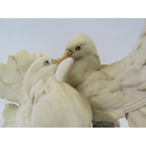 195 - Guisppe Armani Italian figurine of pair of doves, Approx 9 1/4