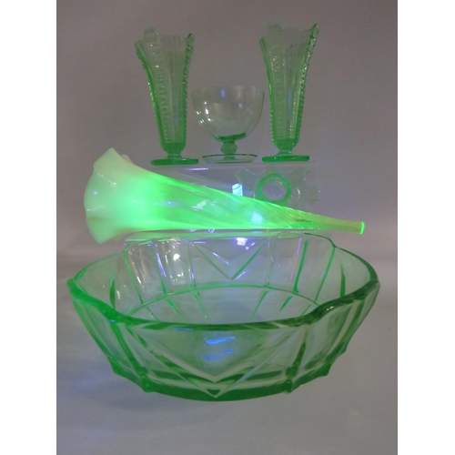 225 - Selection of various pieces of Uranium glass.