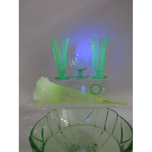 225 - Selection of various pieces of Uranium glass.