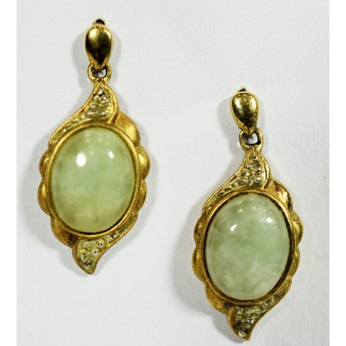 321 - Two Pairs of 9ct Yellow Gold, Jade set earrings. See photos.