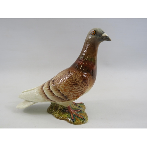 257 - Beswick brown pigeon figurine, Model no 1383.