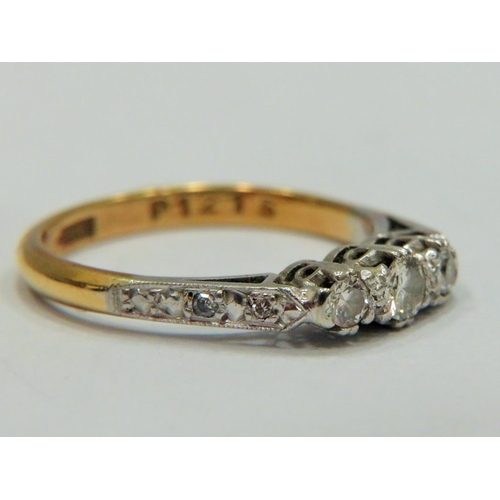 366 - 18ct Gold Diamond set Trilogy ring with Diamonds set to the shoulders. Approx 0.15pts Diamonds  Fing... 